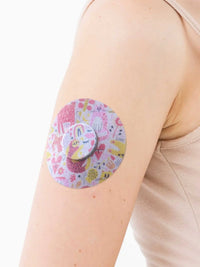 FreeStyle Libre 2 adhesive patch, Catch the Love design, on the arm