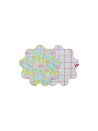 FreeStyle Libre 3 adhesive patch for kids, flower shape, front and backing