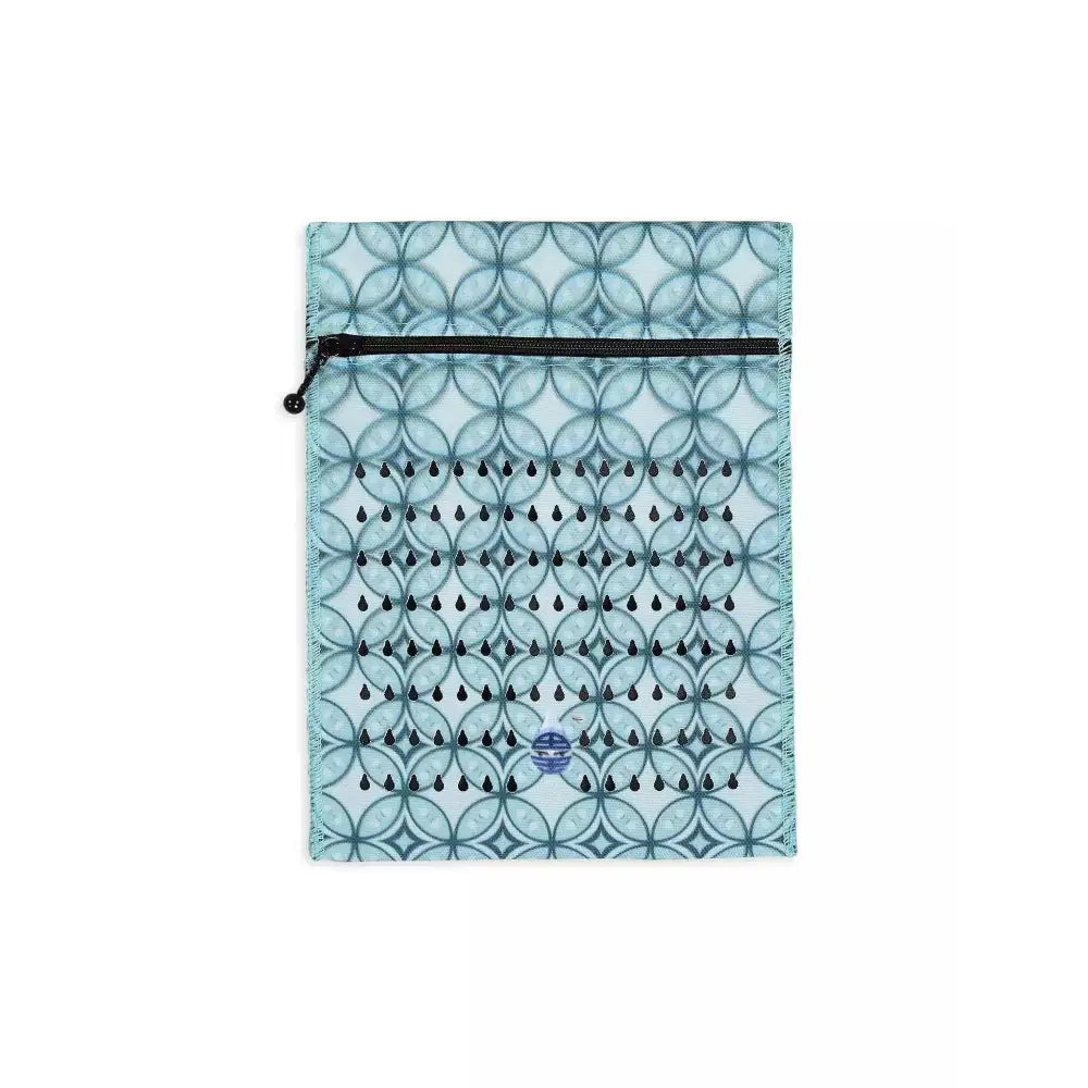 Insulin cooling wallet for 4 pens or 8 vials in blue pattern, Dia-Cool Adults, portable diabetes accessory.