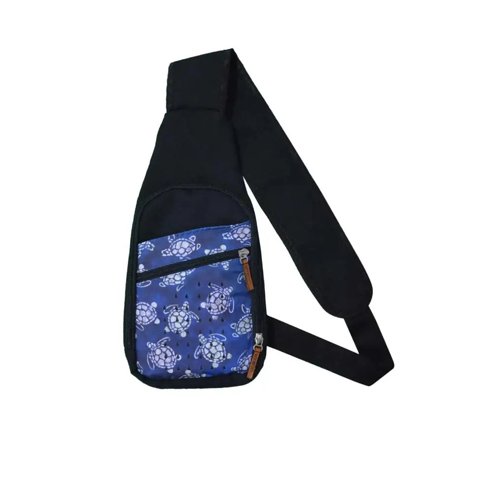 Compact kids shoulder bag with insulin cooling system and turtle print front pocket